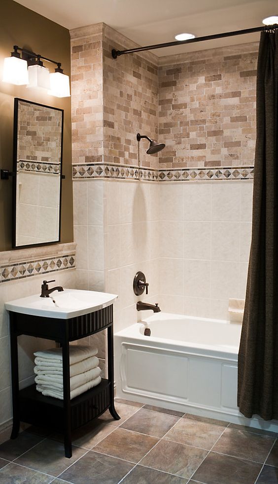 29 Ideas To Use All 4 Bahtroom Border Tile Types - DigsDigs