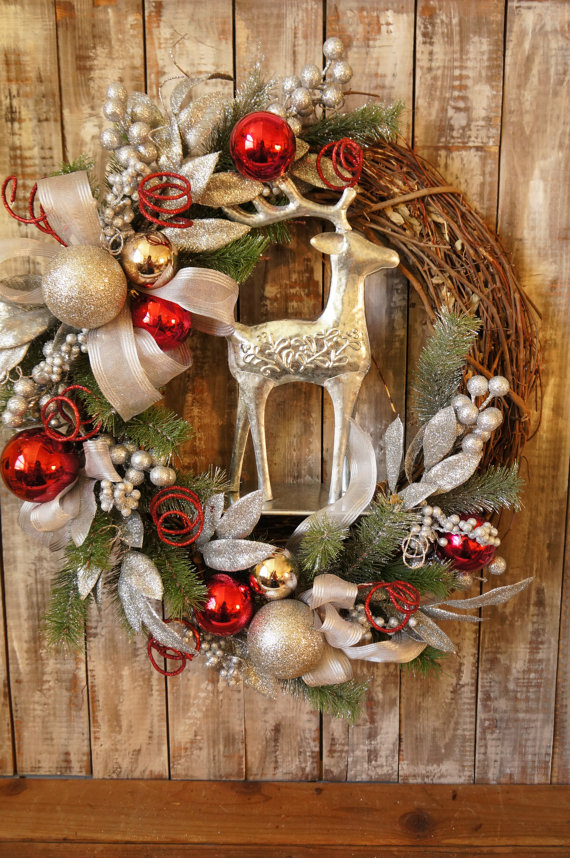 Minimalist Christmas Wreath Decorating Ideas for Simple Design