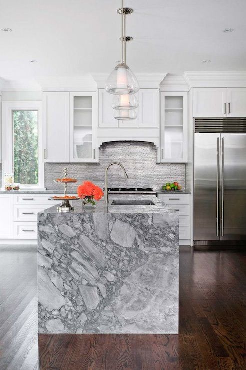 marble is not only scratch-resistant but also catches an eye with its cool pattern