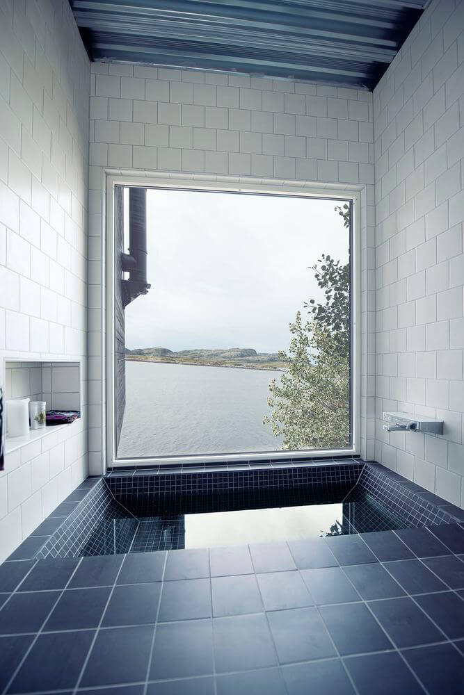 bathroom view The spaces show amazing views of the coast and nature around, this home seems to be a relaxation oasis