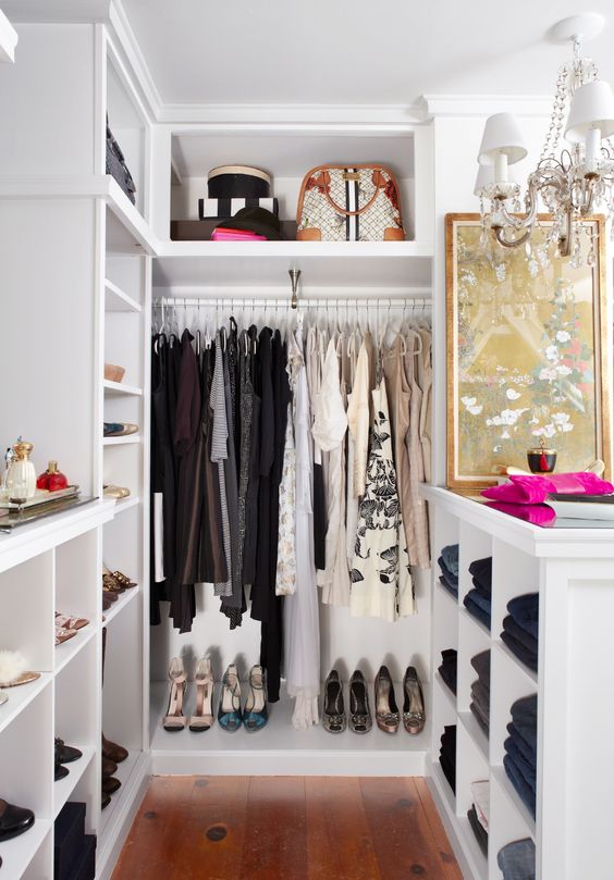 4 Small Walk-In Closet Organization Tips And 28 Ideas - DigsDigs