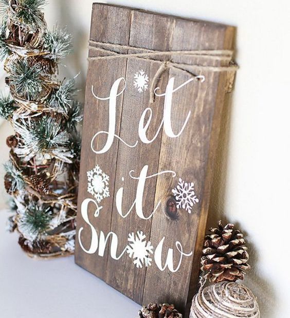 03 calligraphy wooden sign with snowflakes