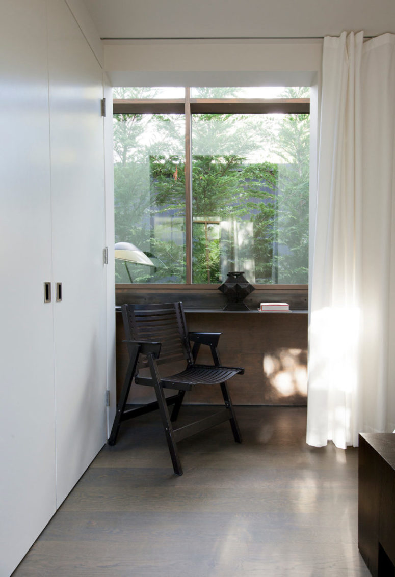 storage solution idea The storage units make the space uncluttered and the window sill is used as a table