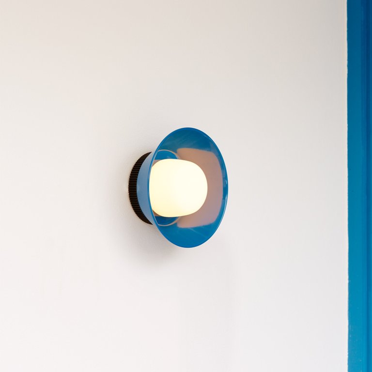 outdoor lamp This is a sconce version of the Hoist, it can be used outdoors because it's waterproof