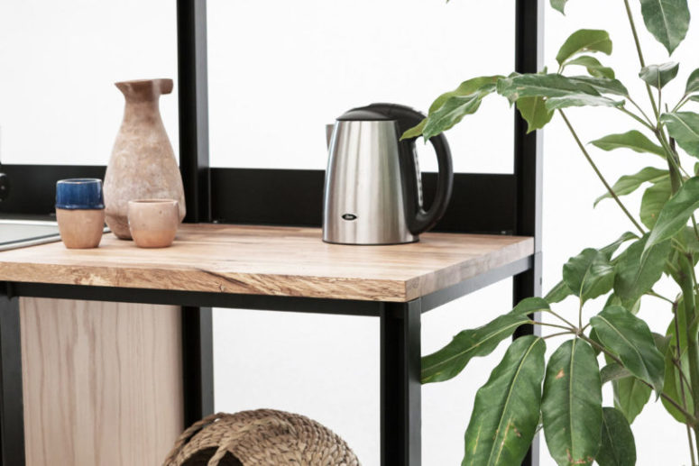 The kitchen is made of blackened steel and different types of wood that you can choose according to your needs The kitchen is made of blackened steel and different types of wood that you can choose according to your needs