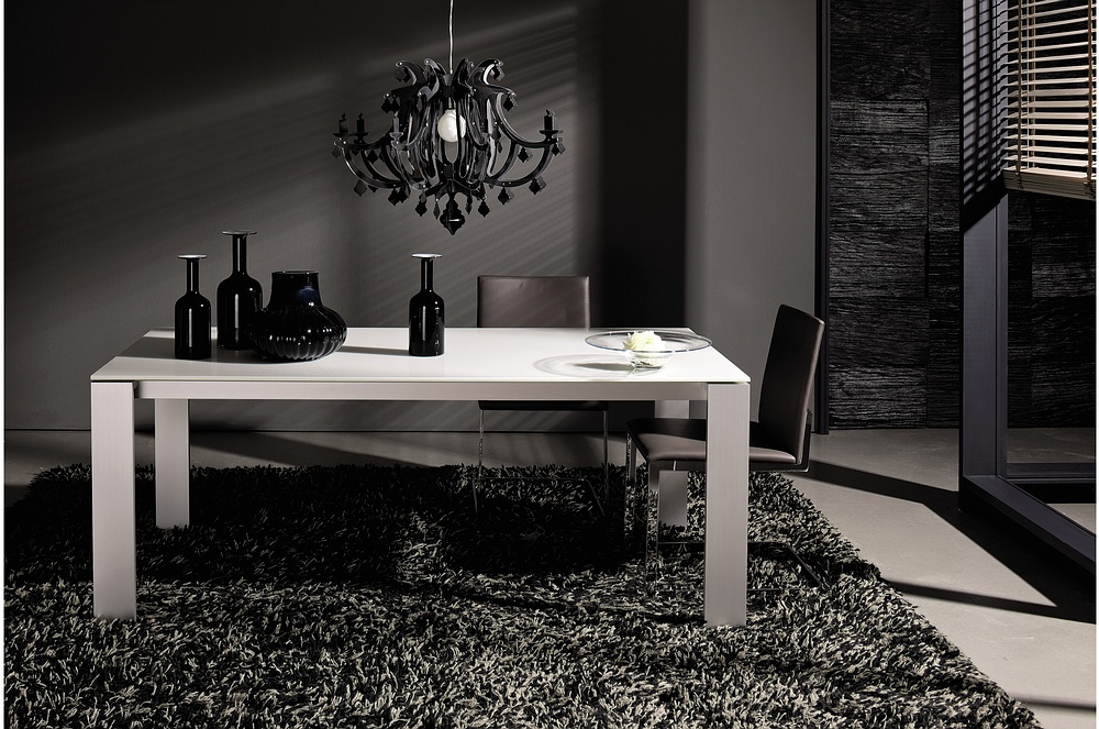 expandable dining room tables,expandable dining table,extendable dining table,huelsta,hülsta,modern dining table,modern dining table designs,modern dining tables,modern extendable dining table,rectangular dining table,table for modern dining room,wood dining table,tables