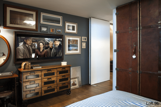 Industrial Loft With Brick Walls And Lots Of Metal In Decor