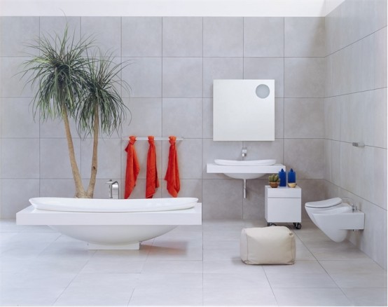 Ceramic Bathtub With Colorful Shelf IO By Flaminia Ceramic Bathtub With Colorful Shelf IO By Flaminia
