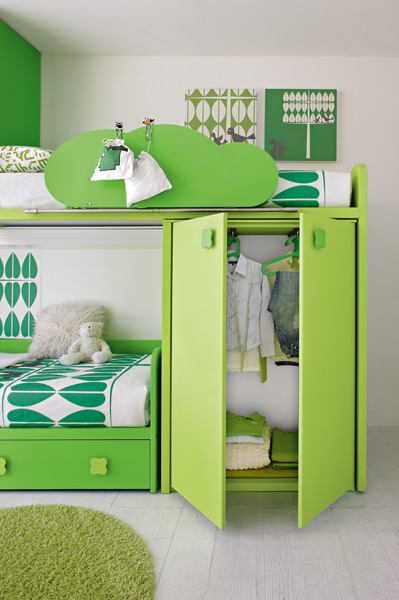 bright kids room, children bedroom, cool kids bedrooms, green furniture, 