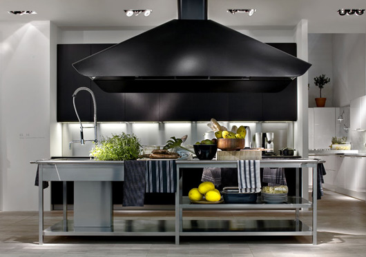 Contemporary Kitchen With Modular Work Island