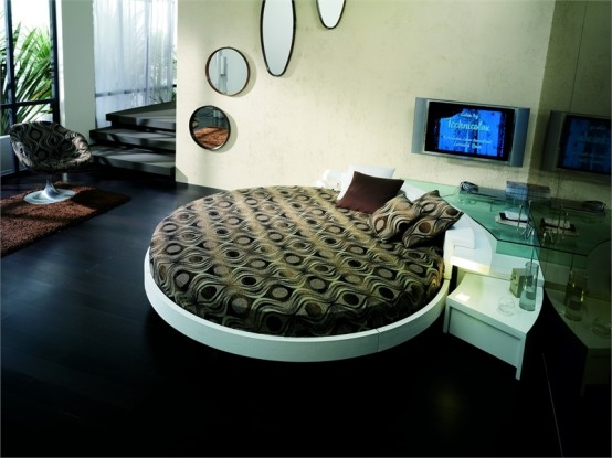 Contemporary Leather Round Beds by Prealpi