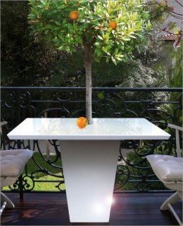 Cool Dining Tables With Integrated Small Trees By Mezza Style Cool Dining Tables With Integrated Small Trees By Mezza Style