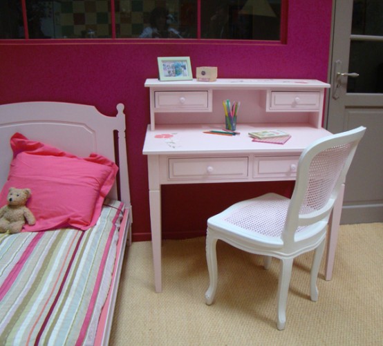 غرف رائعة لبنوتات البسمة الدائمة Cute-beds-for-nice-girls-room-designs-from-Maman-m’adore-9-554x501