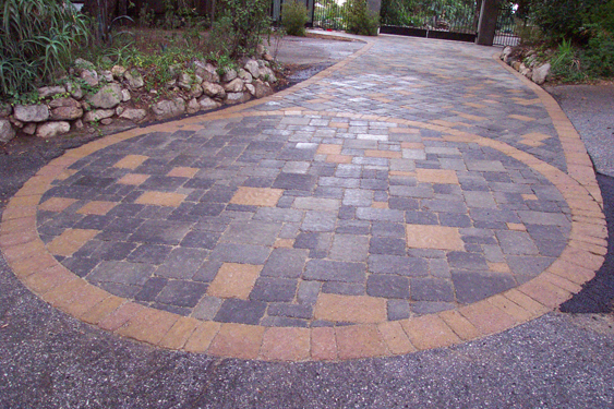 15 Paving Stone Driveway Design Ideas | DigsDigs