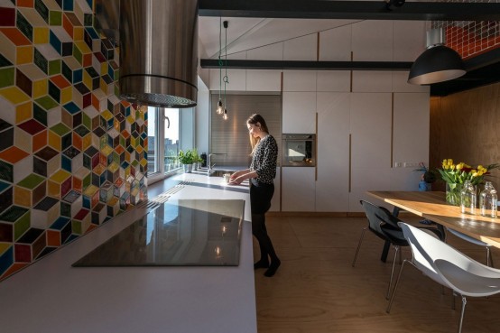 Airy And Spacious Modern Loft With A Second Floor Airy And Spacious Modern Loft With A Second Floor