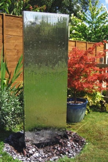 Amazing Outdoor Water Walls