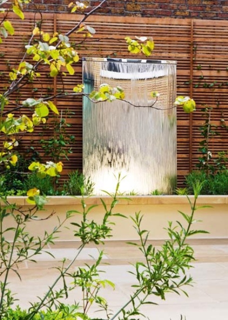 Amazing Outdoor Water Walls