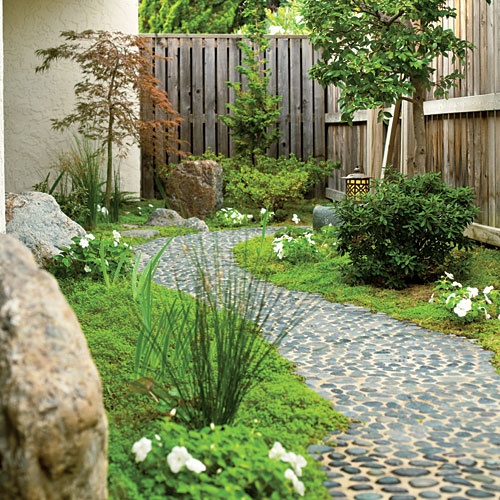 32 Amazing Pebble Garden Paths DigsDigs