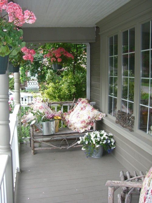 How to Spruce Up Your Porch For Spring: 31 Ideas - DigsDigs