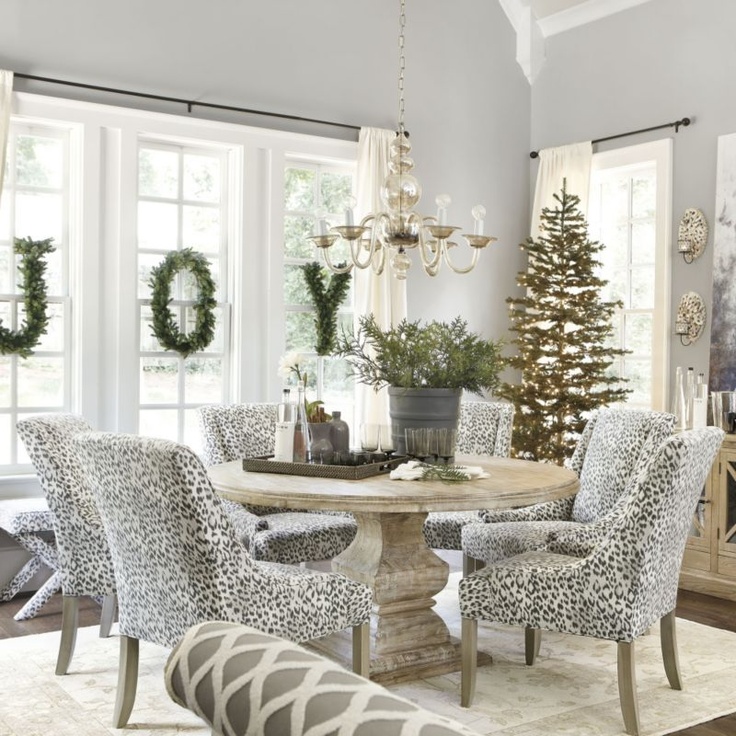 55 Awesome Christmas Window Décor Ideas | DigsDigs