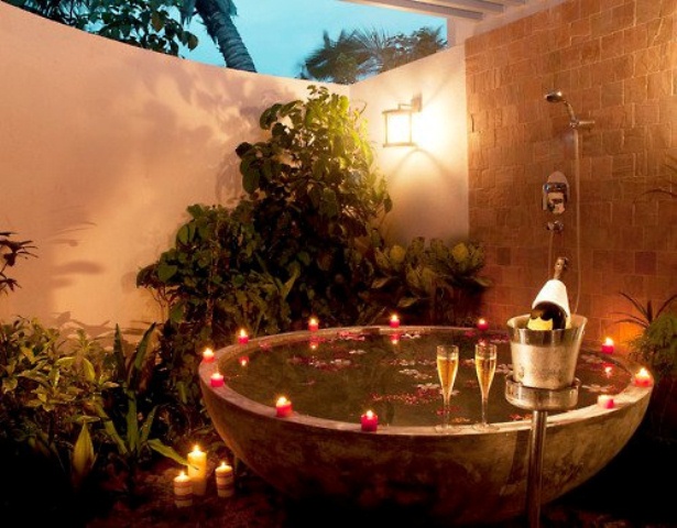 48 Awesome Garden Hot Tub Designs Digsdigs