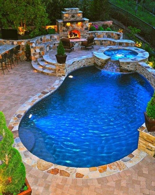 65 Awesome Garden Hot Tub Designs - DigsDigs