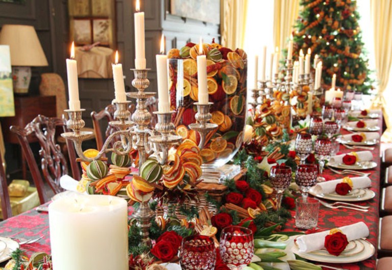 55 Beautiful Christmas Centerpieces | DigsDigs