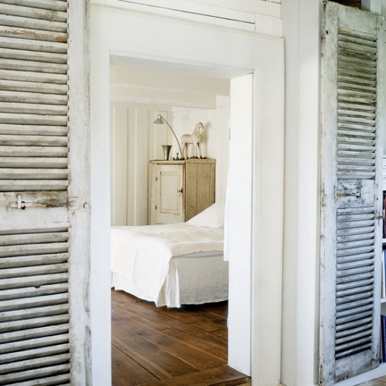 Beautiful White Vintage House In Sweden