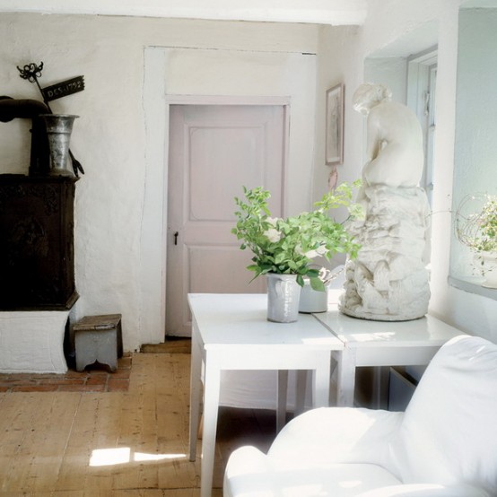 Beautiful White Vintage House In Sweden