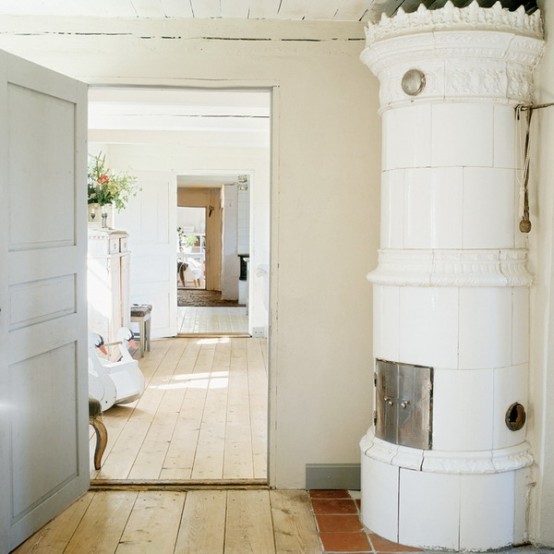 Beautiful White Vintage House In Sweden