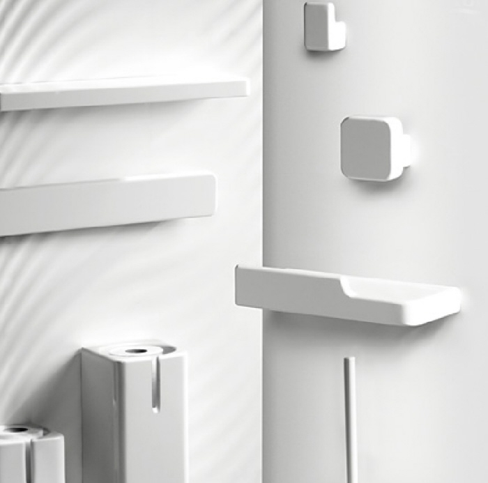 Black and White Ceramic Bathroom Accessories – Serie Box from Roca Black and White Ceramic Bathroom Accessories – Serie Box from Roca