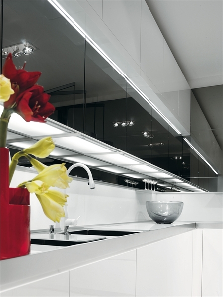 Black White Kitchen Design 