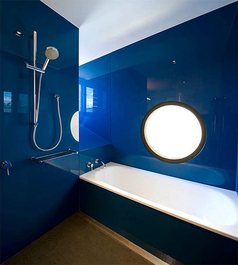 Bathroom designs with blue