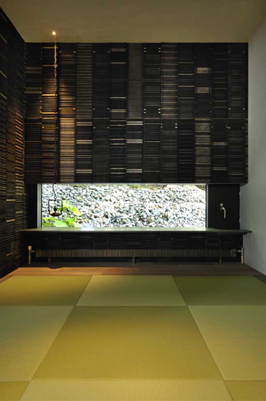 Contemporary Japanese House Design – Boukyo House | DigsDigs