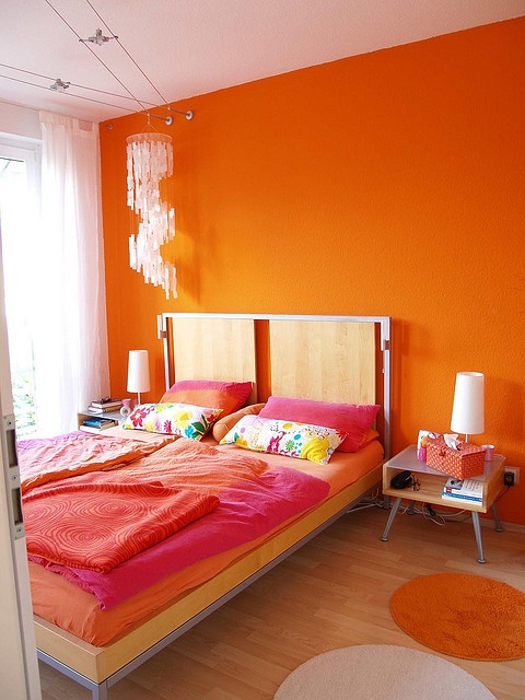 bright and inspiring orange room designs 21 تصميمات ملهمة لعشاق البرتقالي