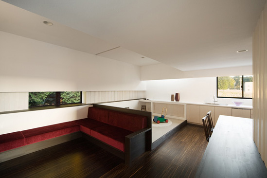 Minimalist Brown House by Kouichi Kimura