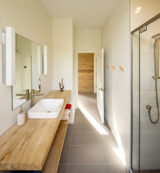 Cantilivered Lake Cottage With Airy White Oak Interiors Cantilivered Lake Cottage With Airy White Oak Interiors