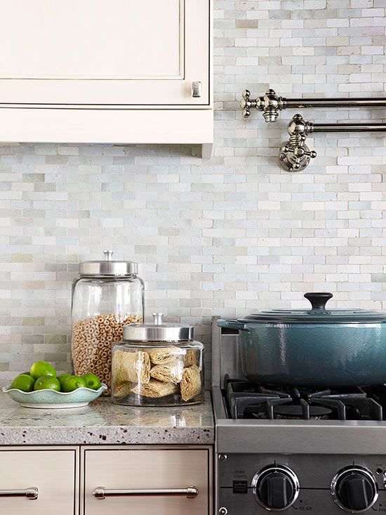 27 Ceramic Tiles Kitchen Backsplashes That Catch Your Eye Digsdigs