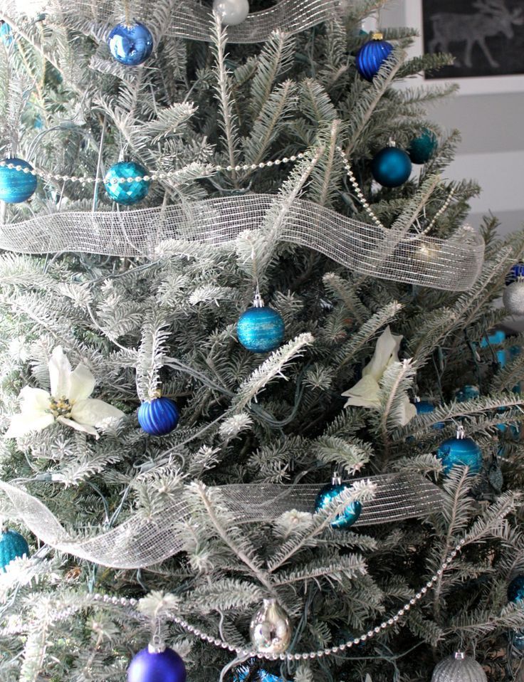 Tinsel On Tree 2021