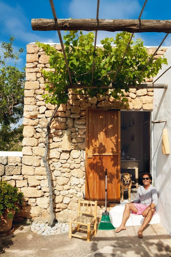 Cheerful Rustic Ibiza Retreat With Colorful Details