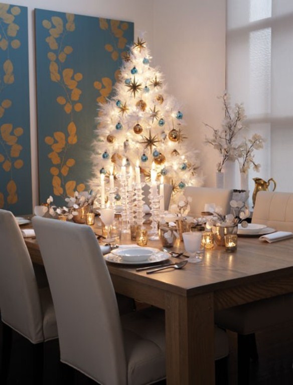 30 Traditional And Unusual Christmas Tree Décor Ideas  DigsDigs