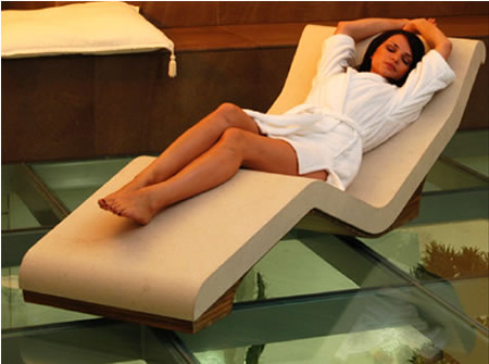 cleopatra heated lounge chair