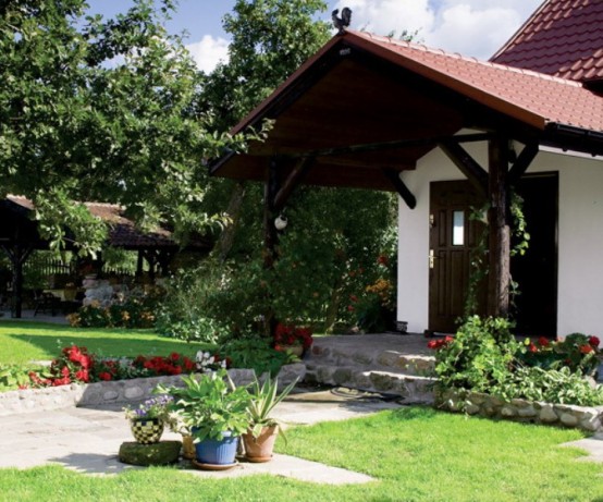 Colorful Gingerbread House With Vintage Furniture