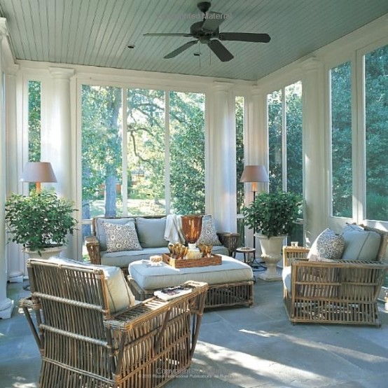 36 Comfy And Relaxing Screened Patio And Porch Design Ideas - DigsDigs