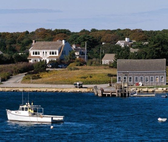 Compact House With Efficient Floor Plan Compact House With Efficient Floor Plan