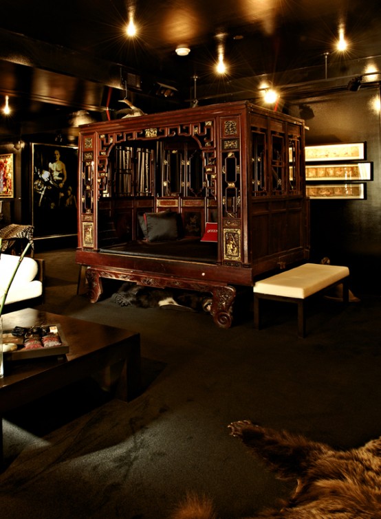 Completely Black Apartment Design