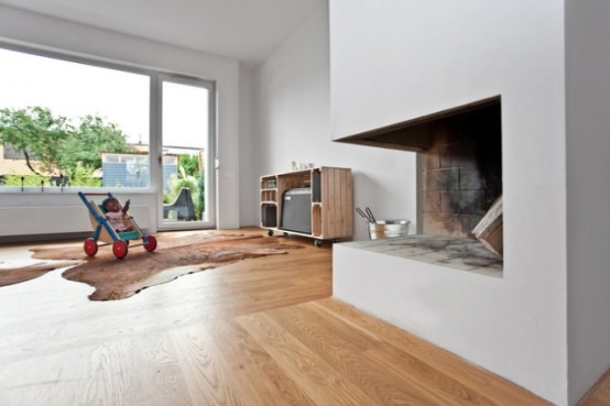 Concrete House With Forest Inspired Details Concrete House With Forest Inspired Details