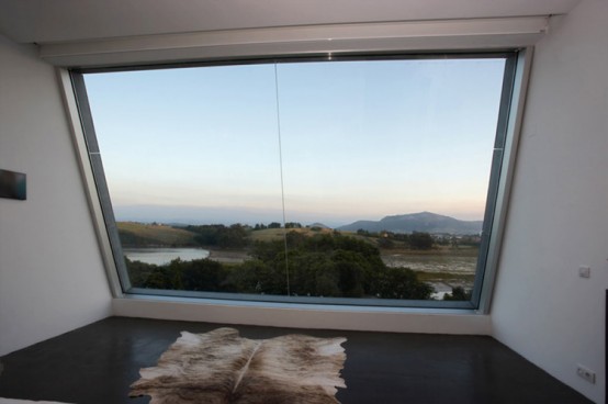 Contempory Style Concrete House