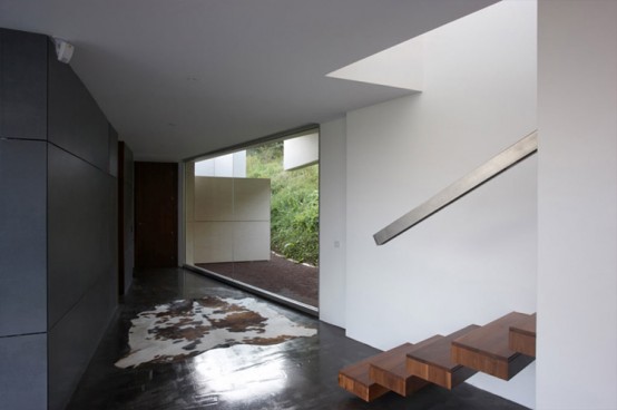 Contempory Style Concrete House