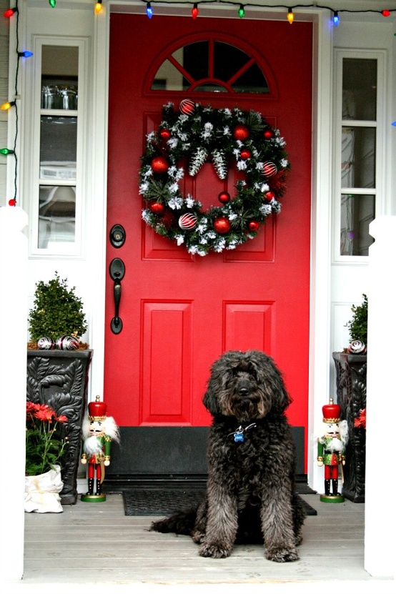 38 cool christmas porch d 233 cor ideas digsdigs 38 cool christmas porch d 233 cor ideas digsdigs